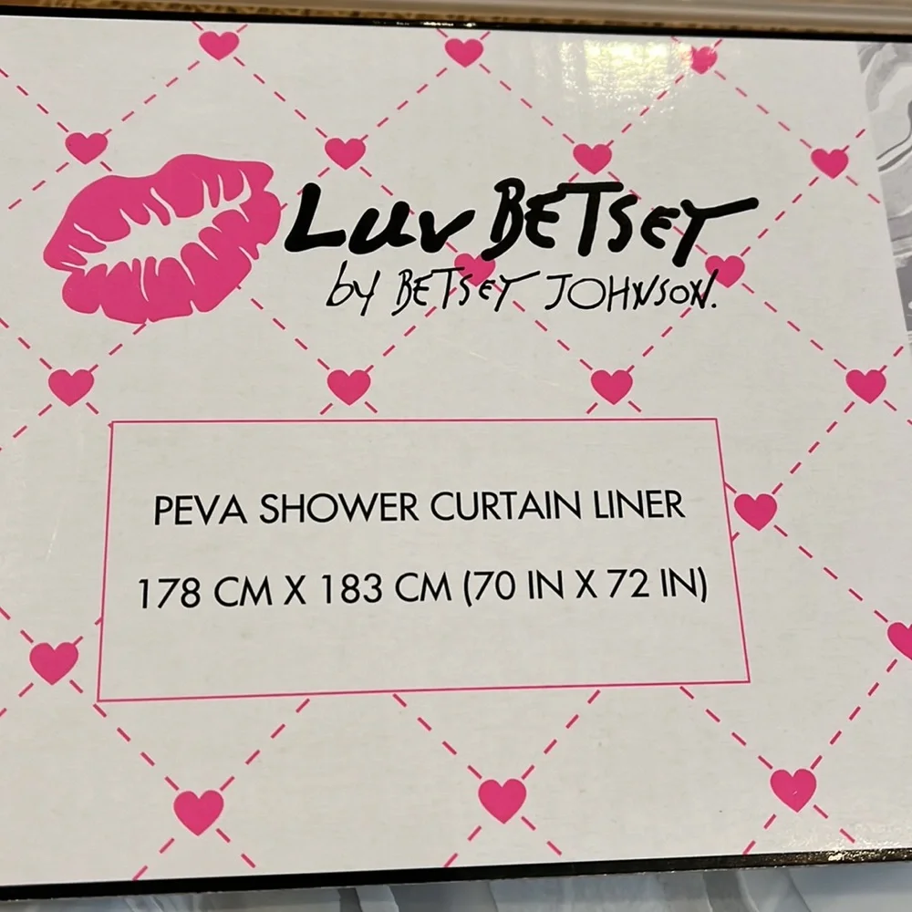 NWT Betsey Johnson shower curtain liner